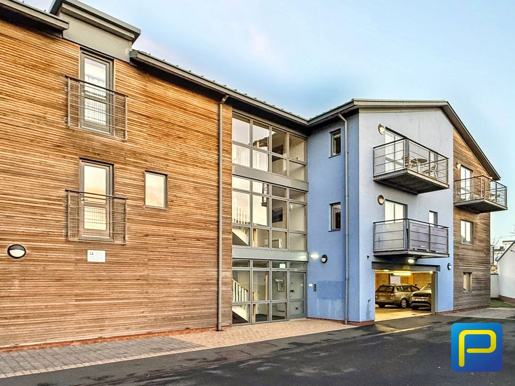 Property photo 3 of 15