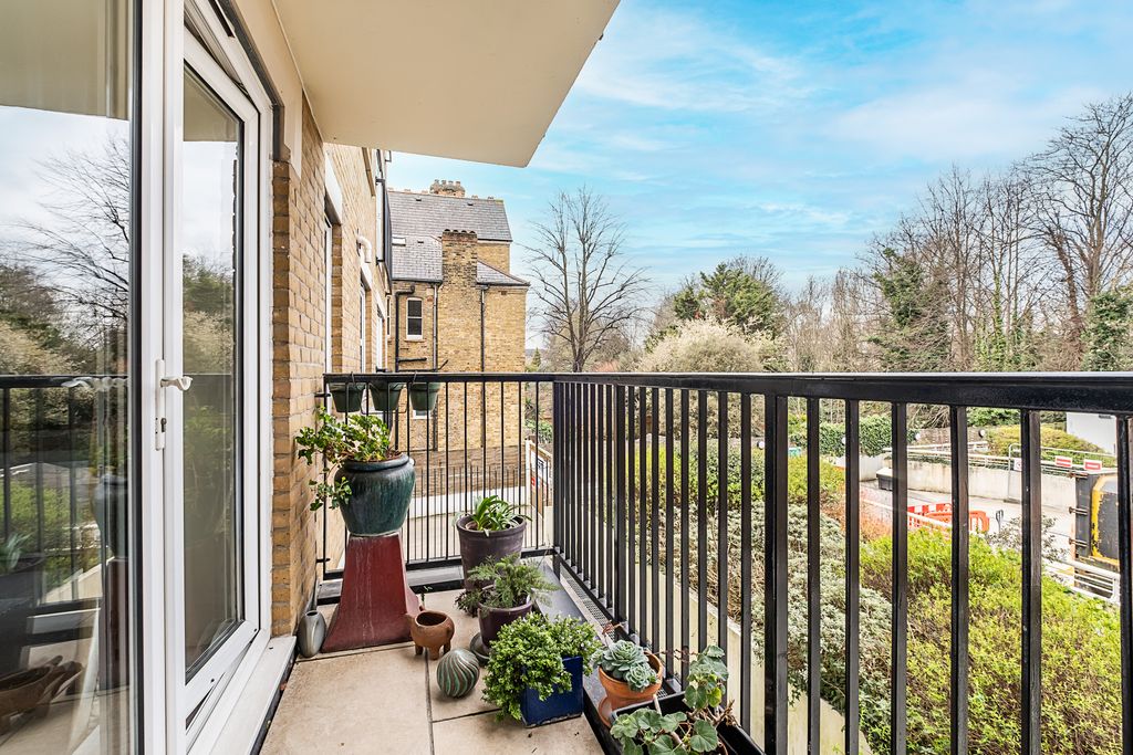 Property photo 2 of 15