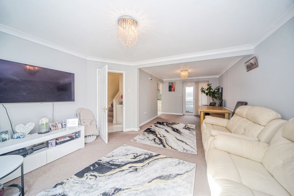Property photo 2 of 14 Pbox-Img.Jpg
