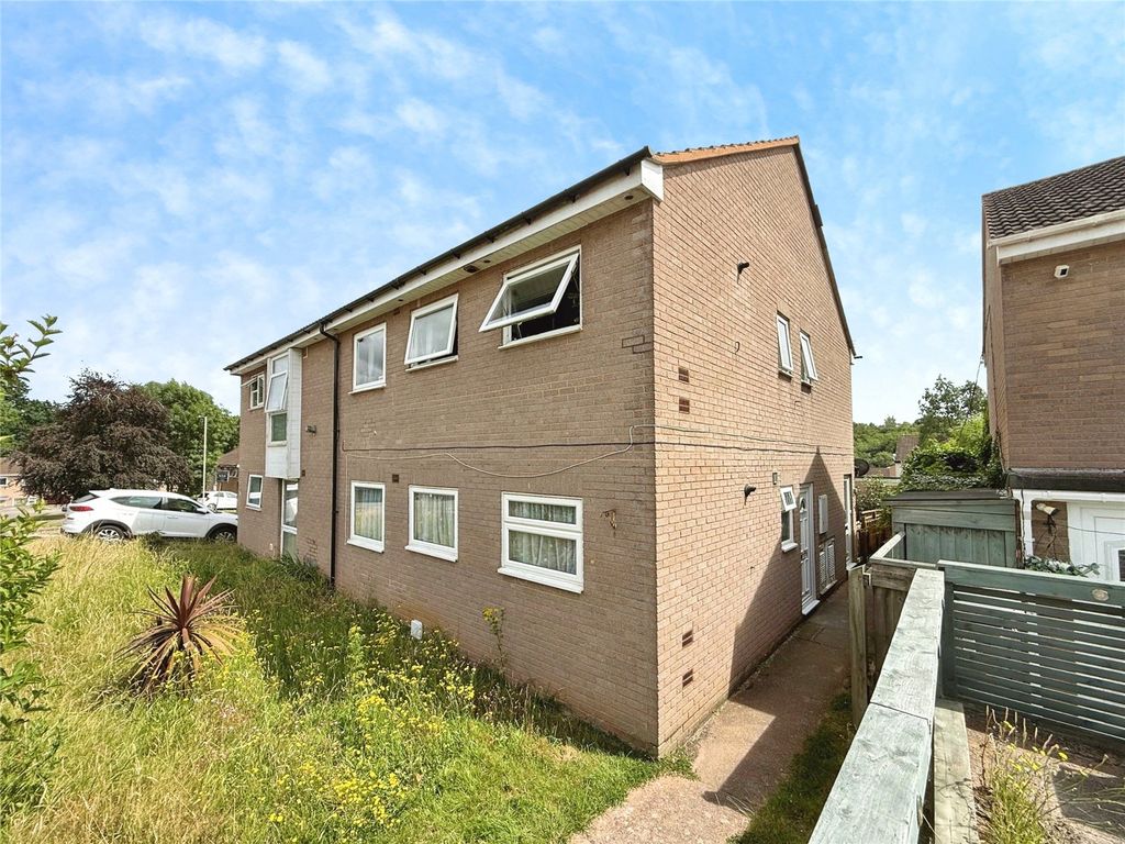 Property photo 1 of 11 Front