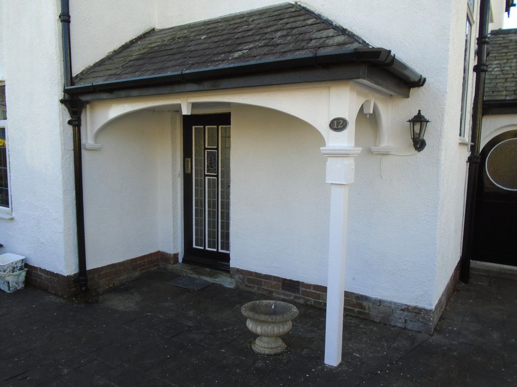 Property photo 2 of 23