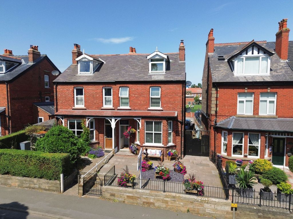 Property photo 1 of 30
