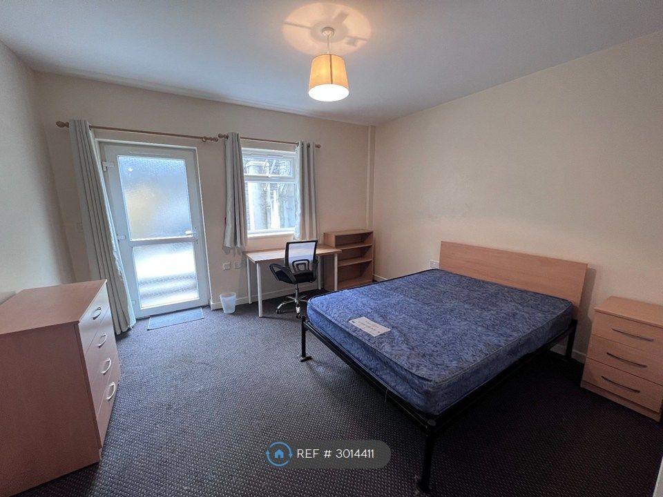 Property photo 3 of 20