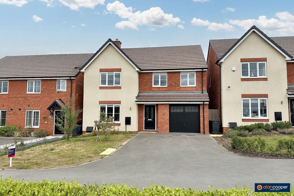 Property photo 1 of 18 4442661