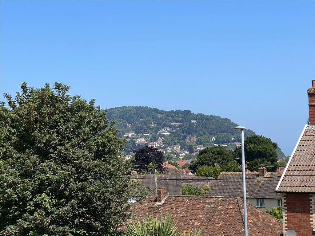 Property photo 3 of 15 Picture No. 02