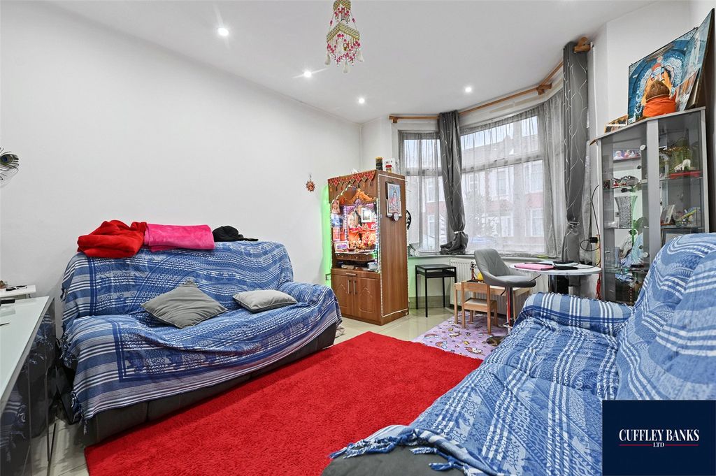 Property photo 3 of 9 Picture No. 02