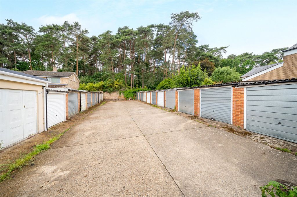 Property photo 3 of 4 Picture No. 04