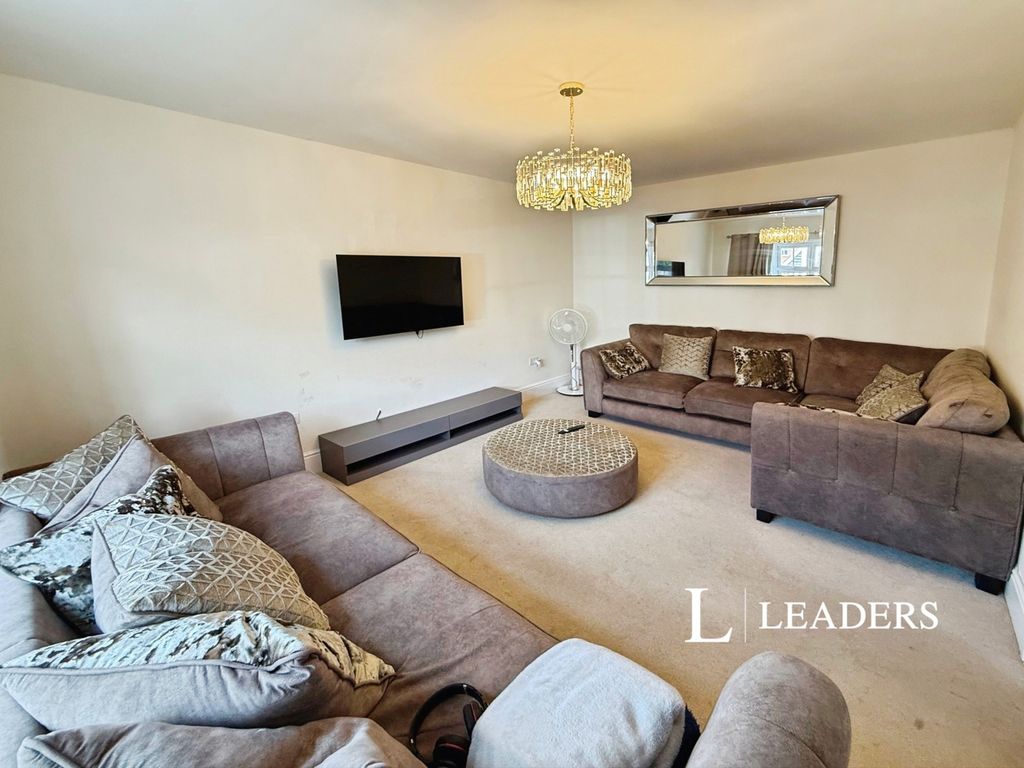 Property photo 2 of 21 Pbox-Img.Jpg