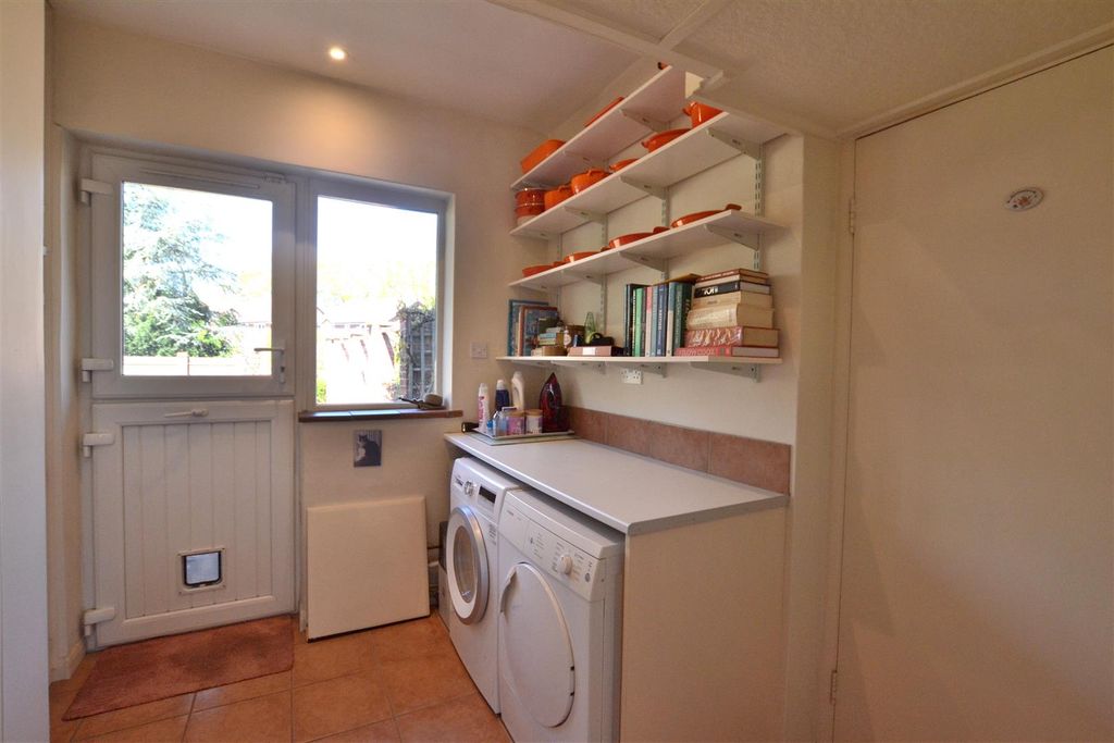 Additional image 11 of 4 bed detached house for saleFoxwood, Ancells Farm, Fleet GU51