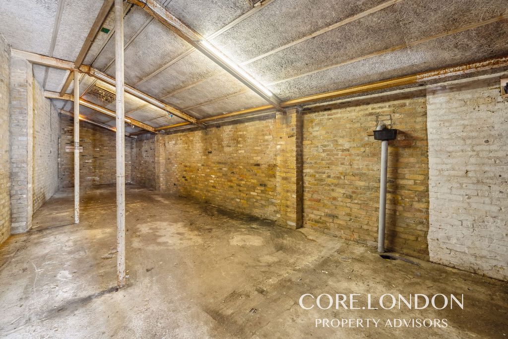 Property photo 3 of 4