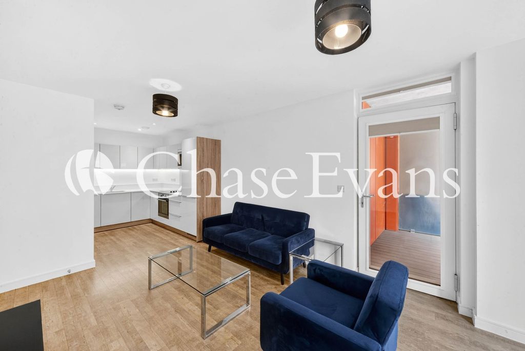 Property photo 2 of 18 Living Area