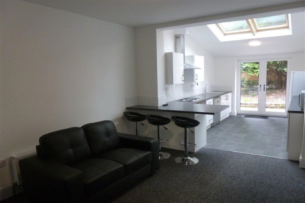 Property photo 2 of 24 (Main)