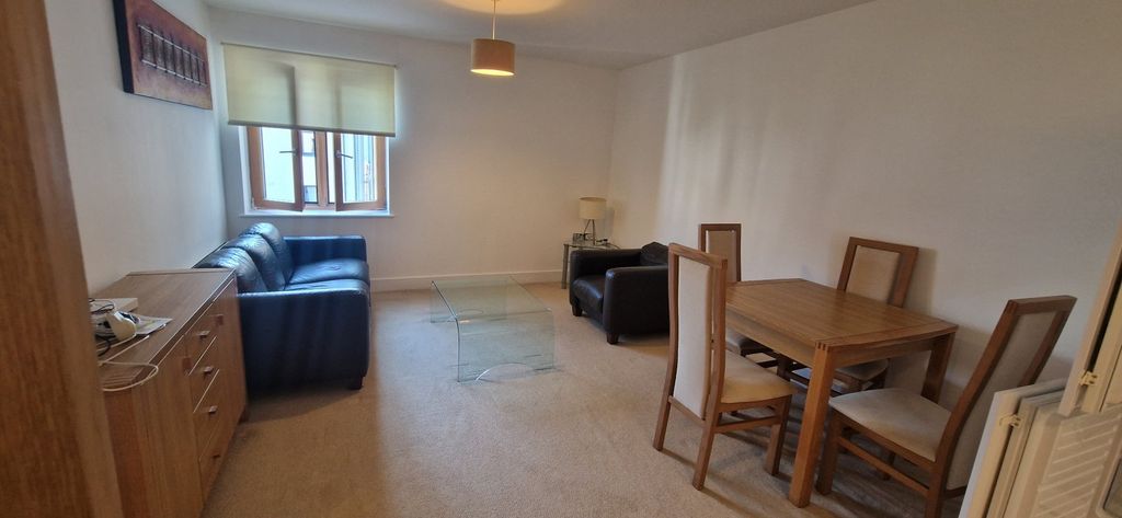 Property photo 2 of 7 Picture No. 19