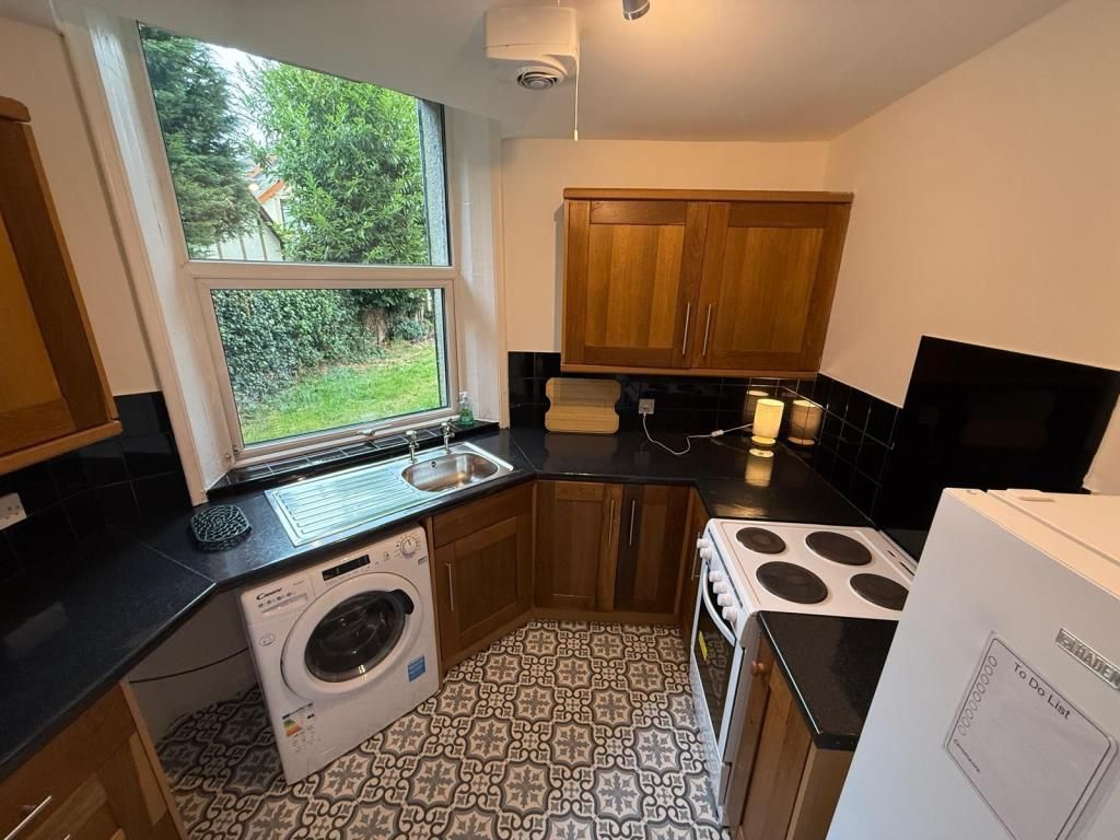 Property photo 3 of 4 Kitchen