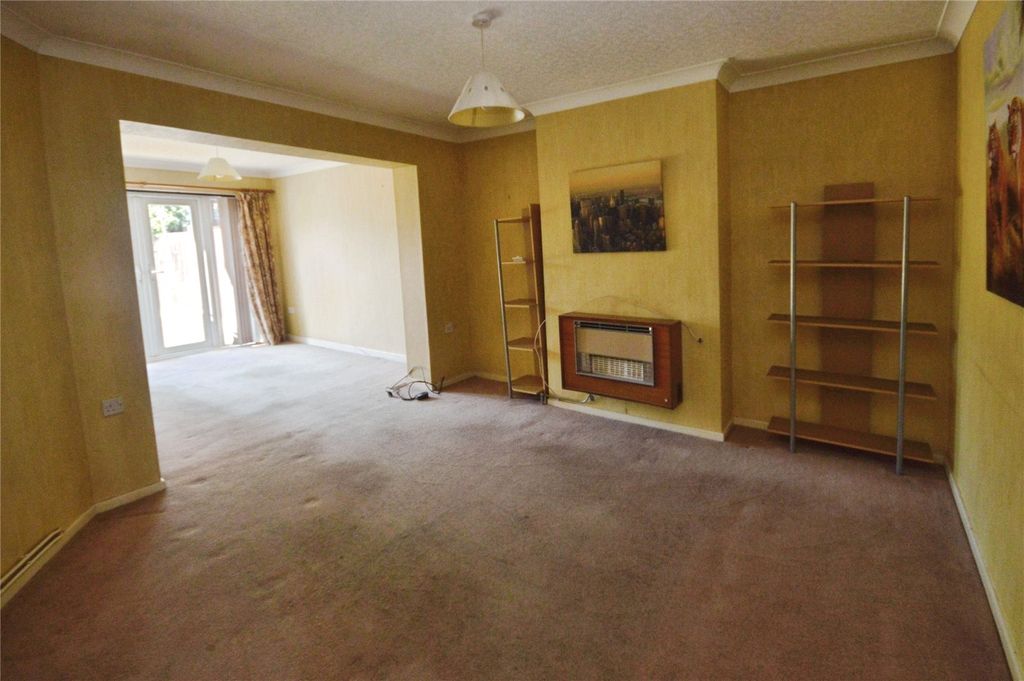 Property photo 3 of 15 Picture No. 11