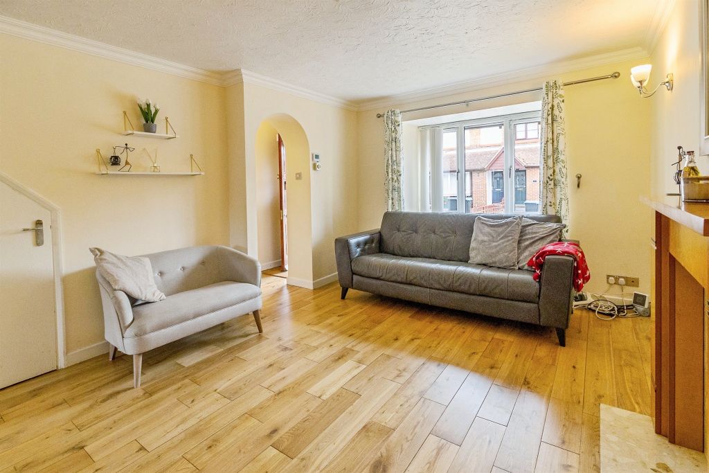 Property photo 3 of 17