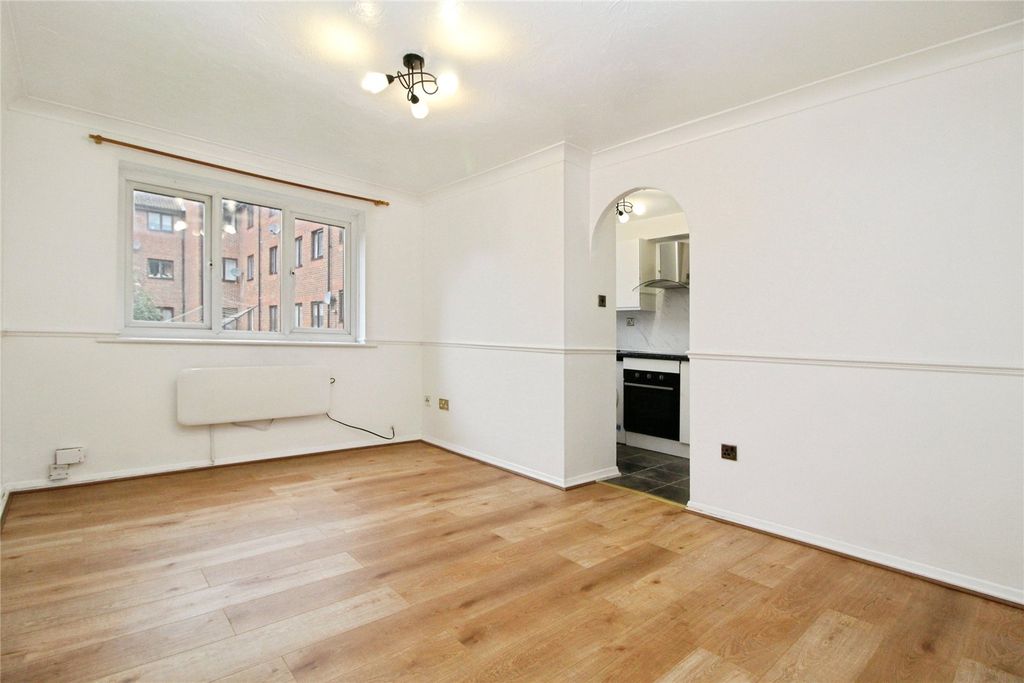 Property photo 2 of 5 Picture No. 01