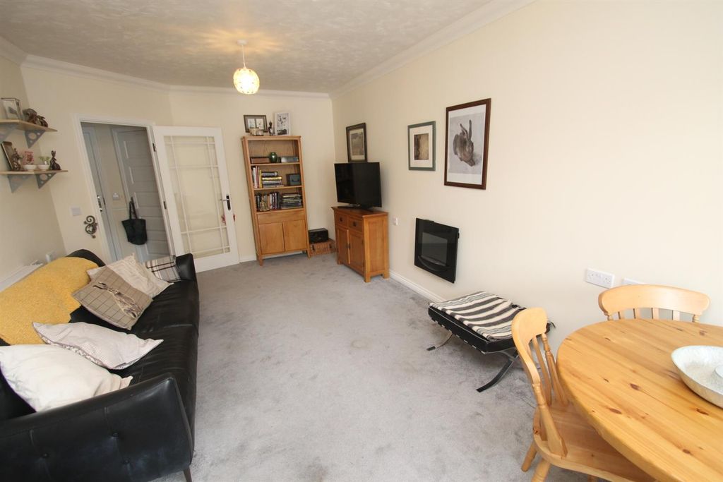 Property photo 3 of 10 Img_9397.Jpg