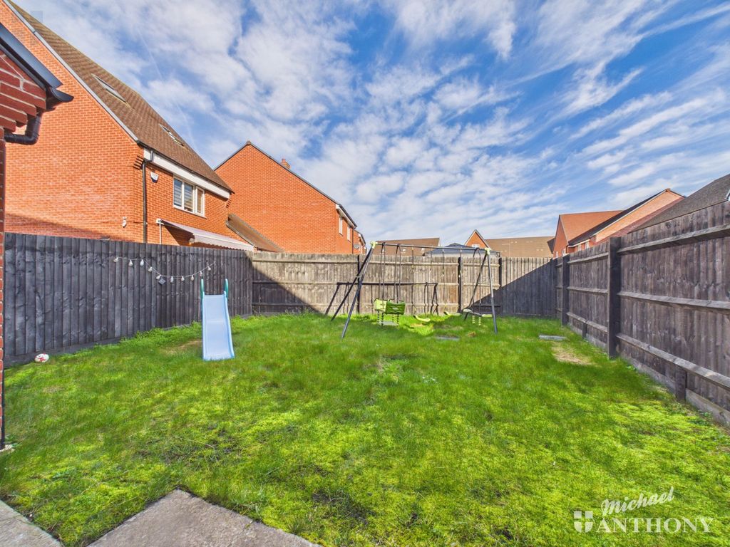 Property photo 3 of 17 A3A72F445E8249A4Aed87693316Aaa75_80_Cam03218G0-Pr0928-Still014