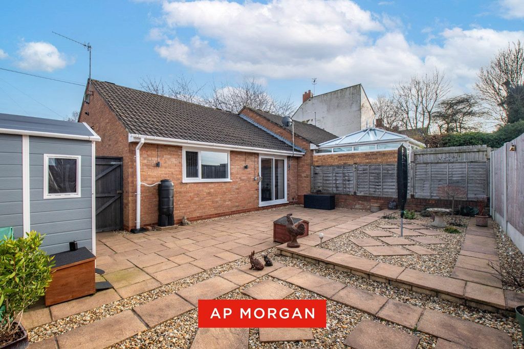 Property photo 2 of 19 Picture No. 26