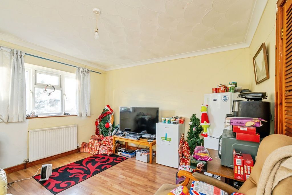 Property photo 2 of 14 Pbox-Img.Jpg