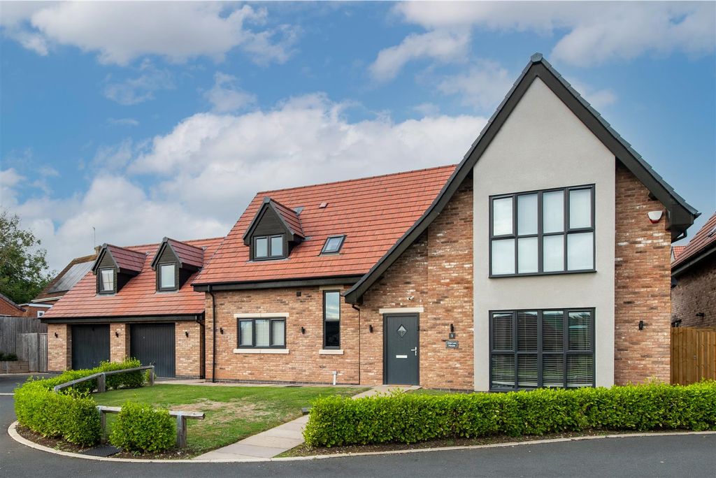 Property photo 1 of 30 1 Brodhurst Close-Ai.Jpg