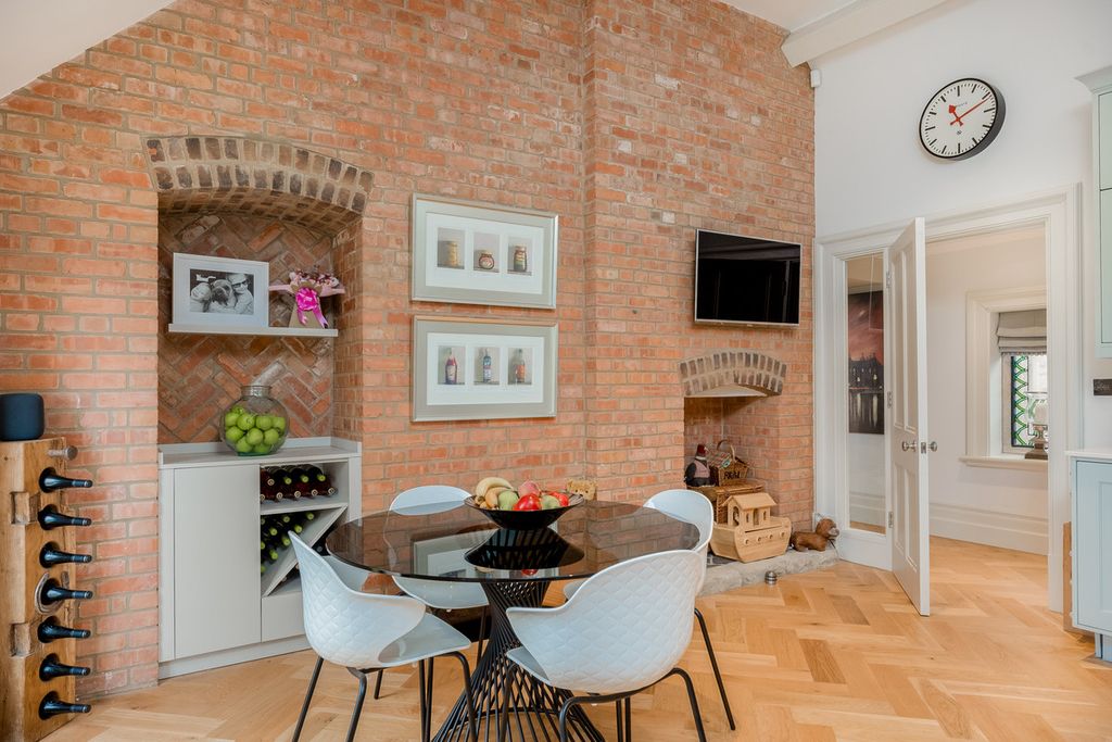 Additional image 6 of 2 bed flat for saleBirmingham Road Hatton Warwick, Warwickshire CV35