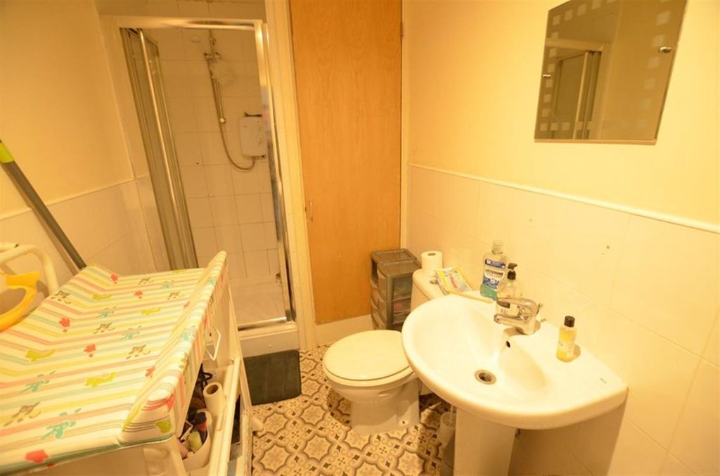 Property photo 2 of 4
