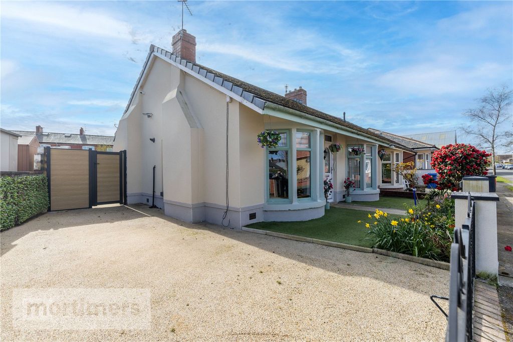 Property photo 1 of 21 Front External