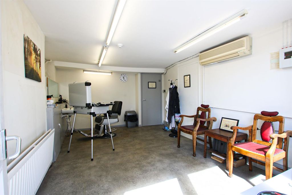Property photo 2 of 12 Barber Area.Jpg
