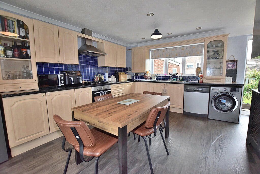 Property photo 3 of 11 Picture No. 08