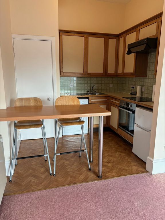 Property photo 3 of 4