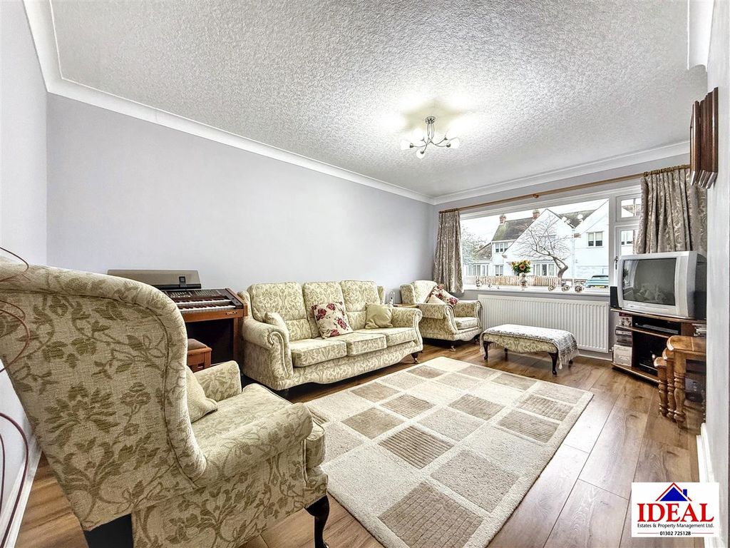 Property photo 3 of 16 Image00026.Jpg