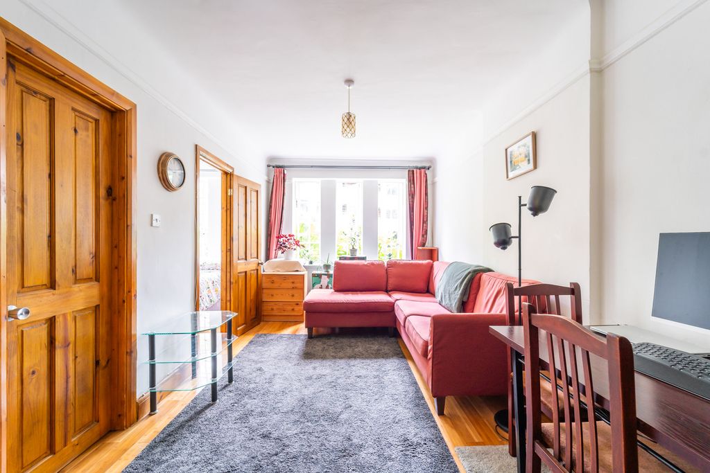 Property photo 1 of 9 Mba07265