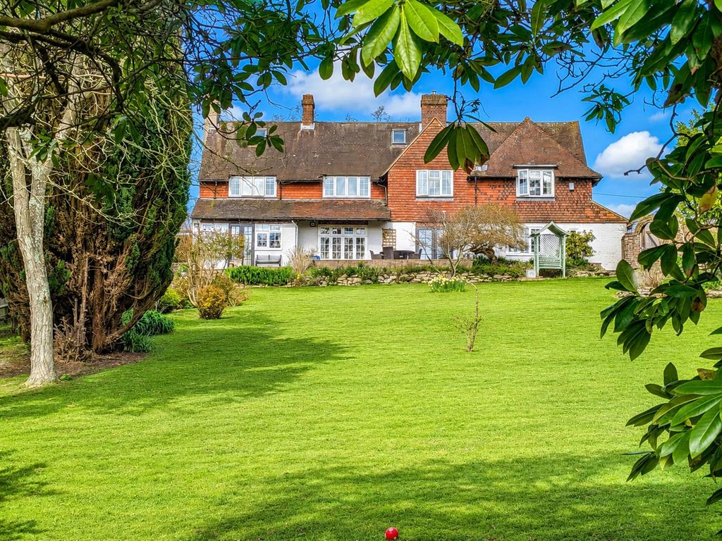 Property photo 1 of 49 Littleham - Front Shot.Jpg