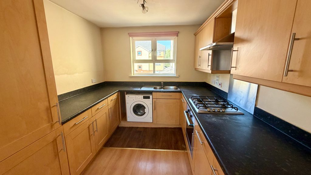 Property photo 1 of 11 Img_5475