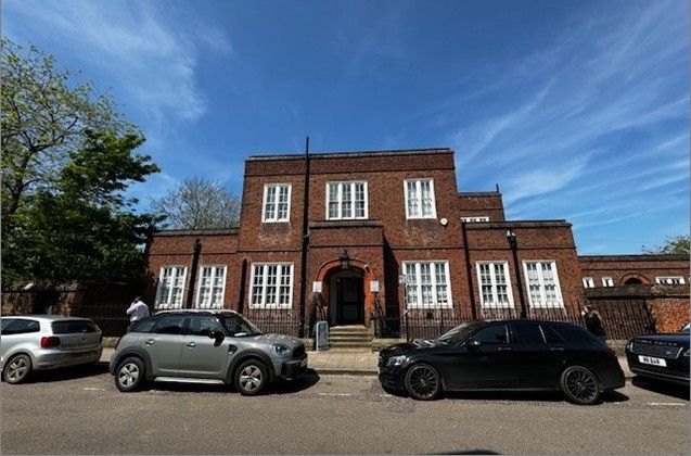 Property photo 1 of 3