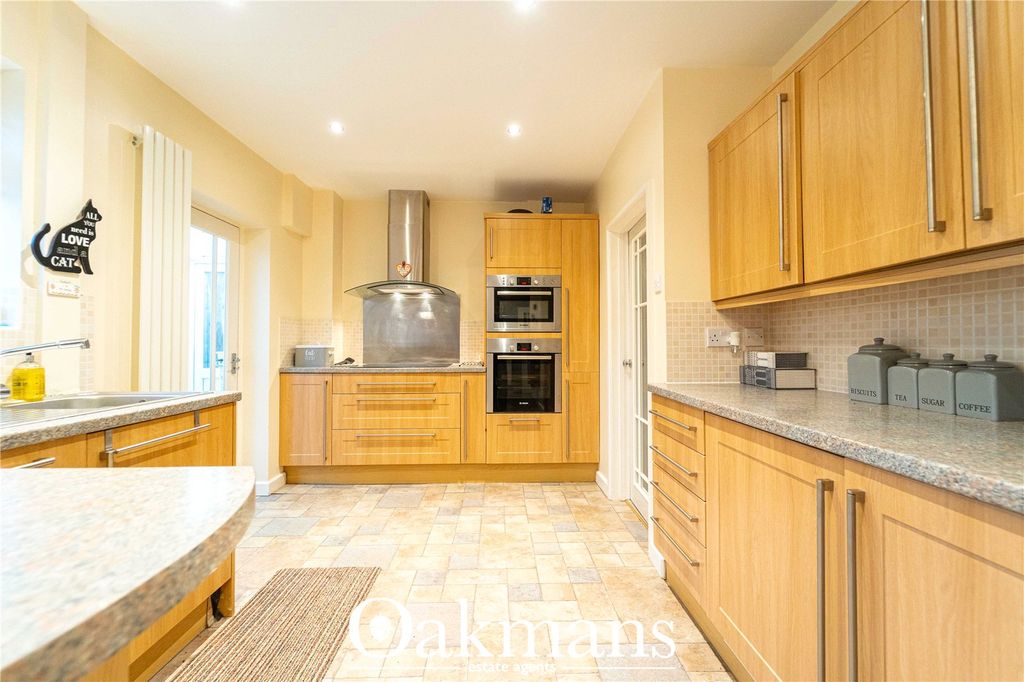 Property photo 3 of 22 Picture No. 17