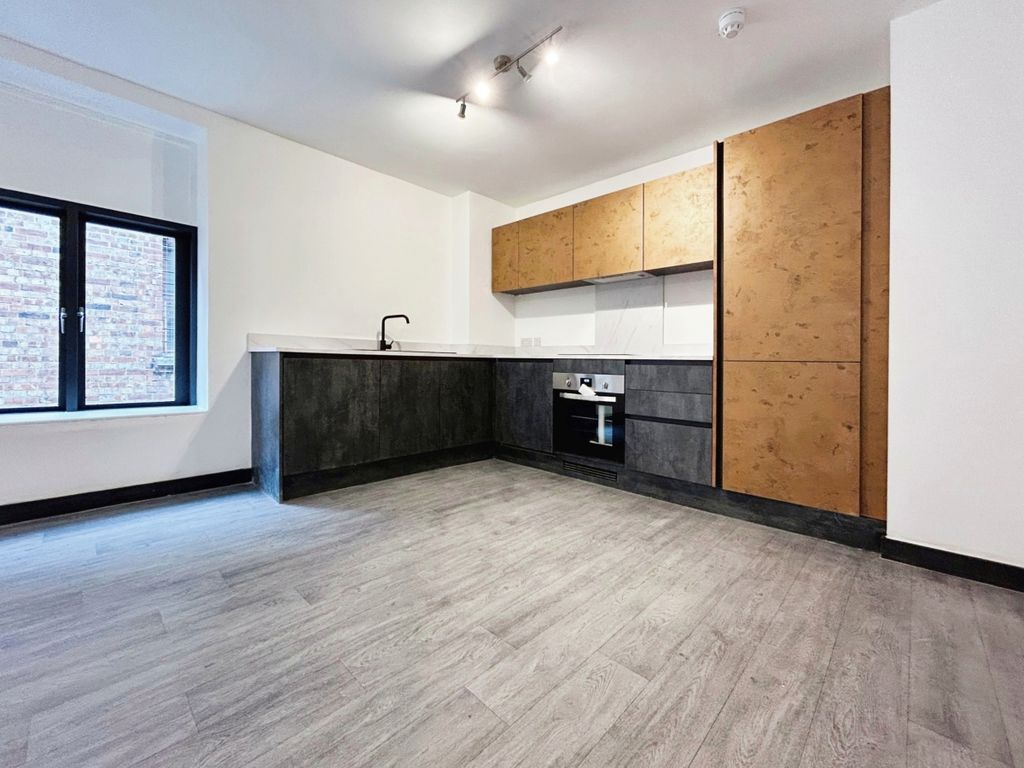 Property photo 2 of 5 Kitchen (2)