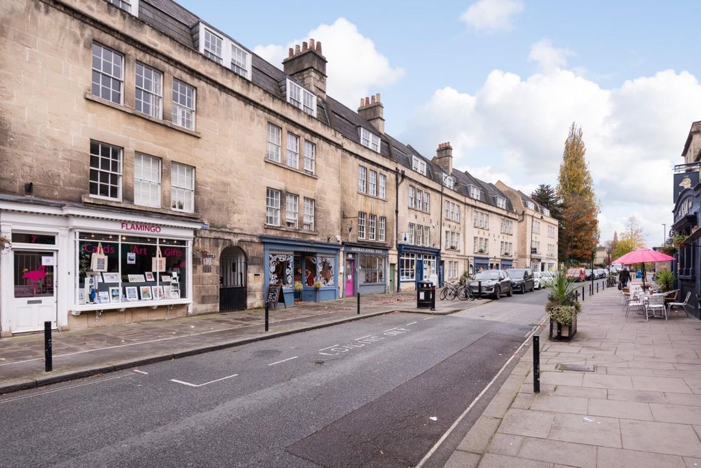 Property photo 1 of 13 Flat A, Bartletts Court, Bath Ba2 4Jt-2.Jpg