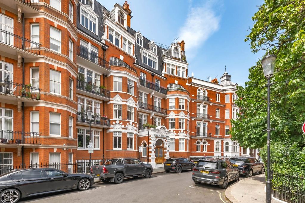 Property photo 1 of 9 Exterior