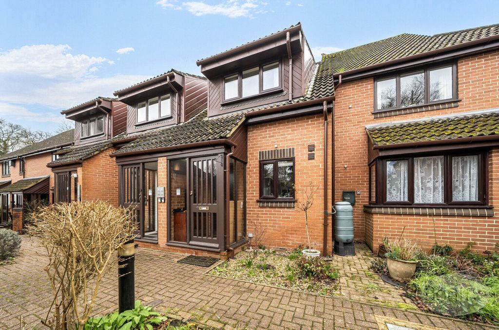 Property photo 1 of 21 Picture No. 15