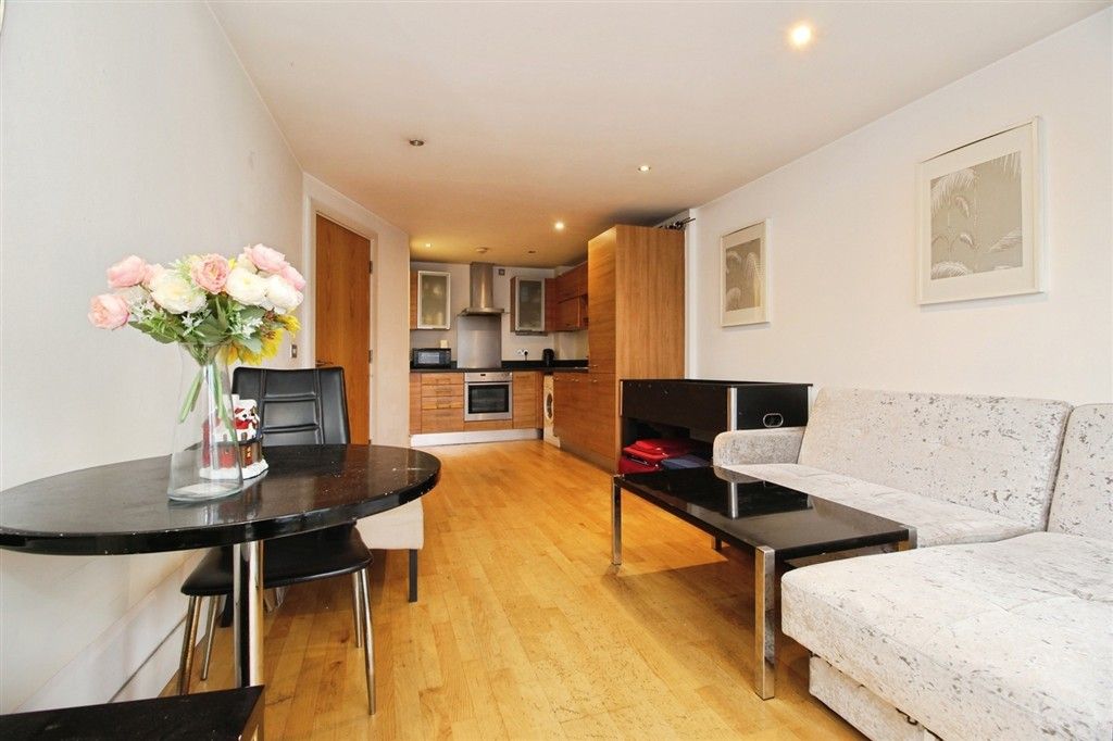 Property photo 2 of 6