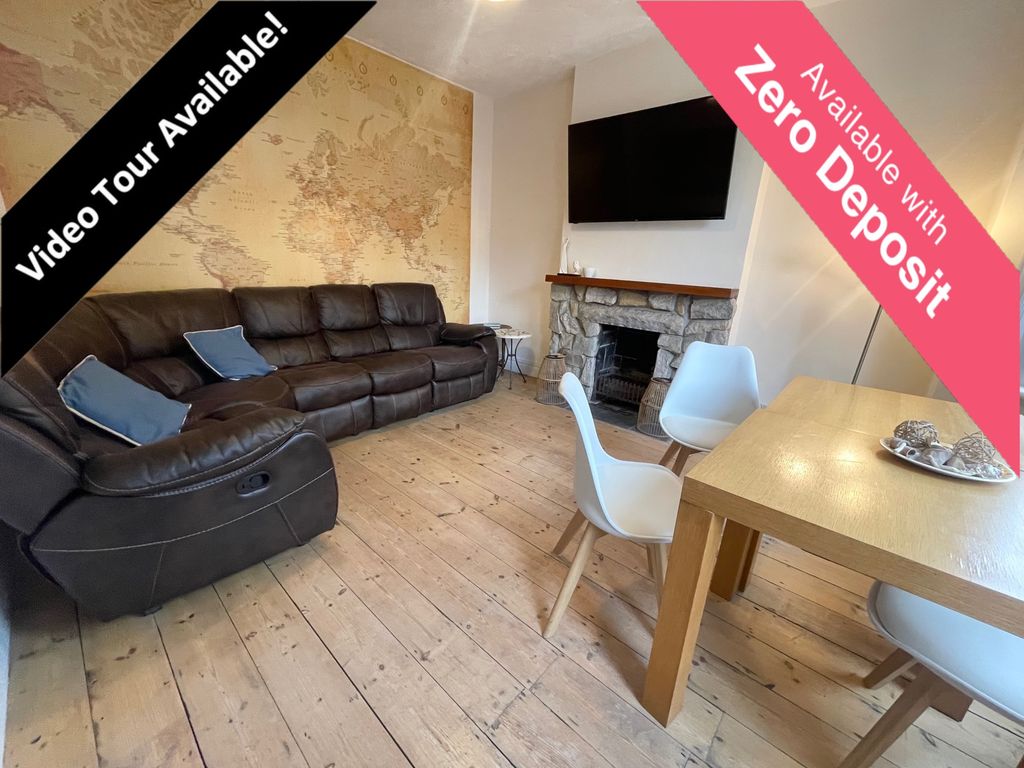 Property photo 1 of 16 Living Room