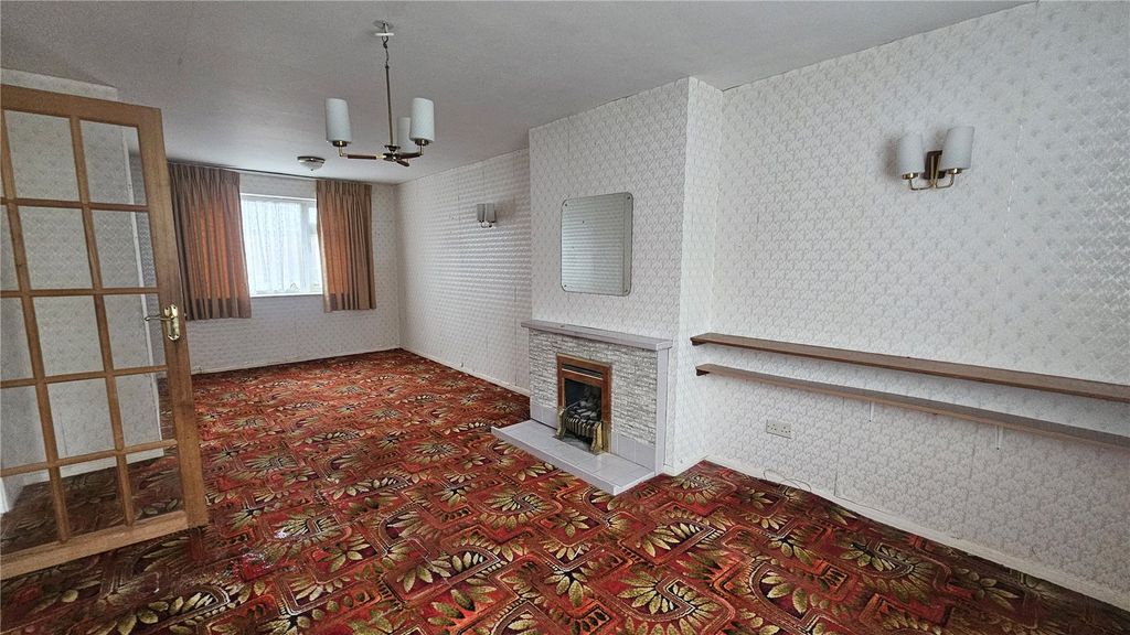 Property photo 2 of 13 Picture No. 02