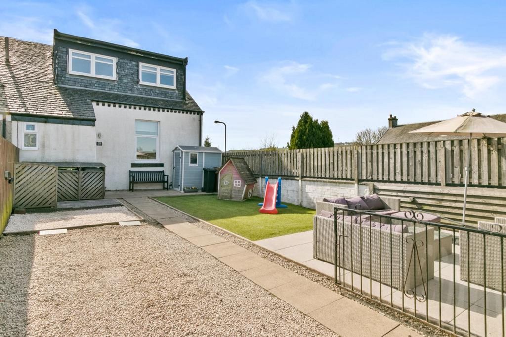 Property photo 1 of 29