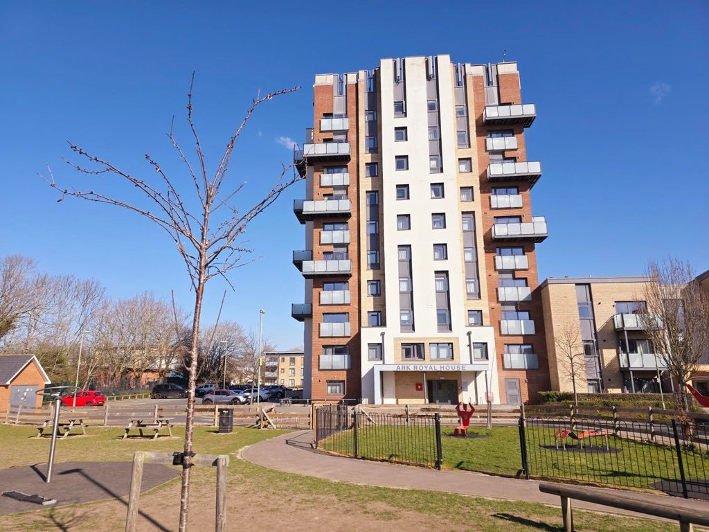 Property photo 1 of 10 Picture No. 14