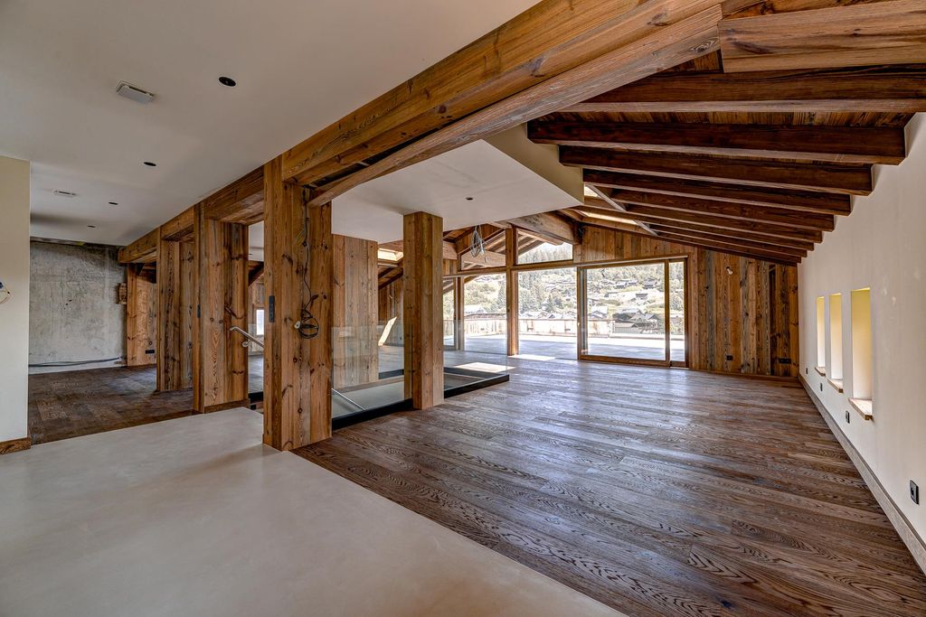 Property photo 2 of 15 Image