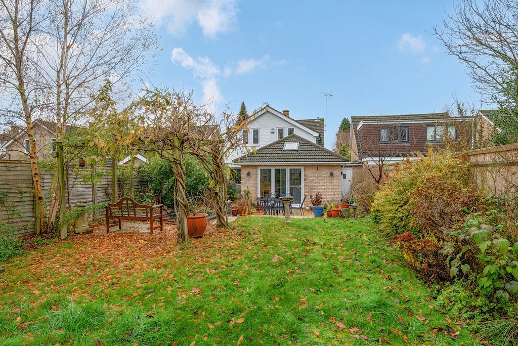 Property photo 1 of 20 1383285-19-692829...