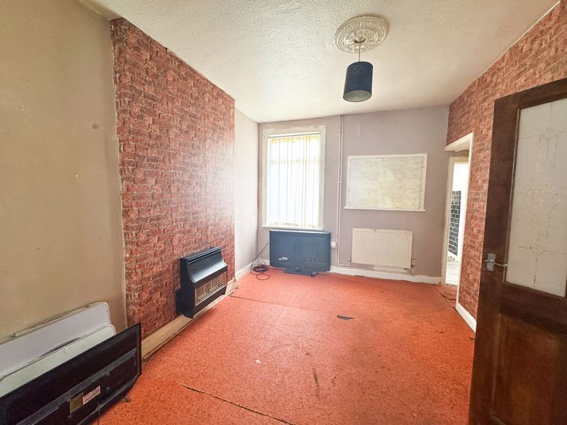 Property photo 3 of 9 Dining Room